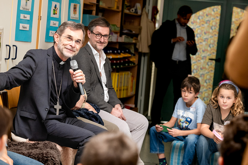 Schulbesuch Blaue Schule / Erzdiözese Wien/ Schönlaub, Stephan Schönlaub Schulbesuch Blaue Schule